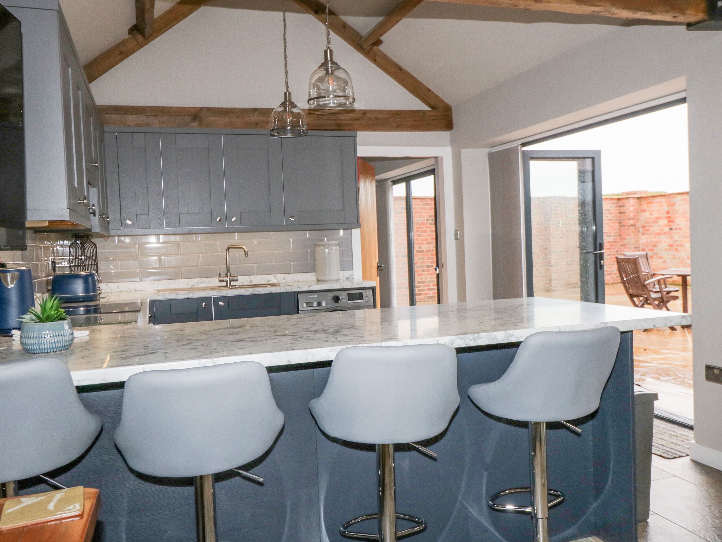 Ferienhaus | Eigene Küche | Kühlschrank, Geschirrspüler, Wasserkocher, Toaster