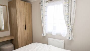 Cottage | 3 bedrooms, individually decorated, individually furnished, free WiFi
