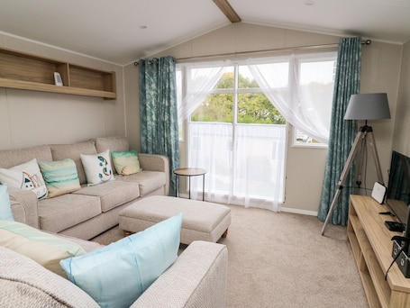 Cottage | Interior. Ystwyth 26