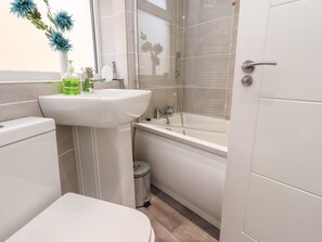 Cottage | Kamar mandi | Shower