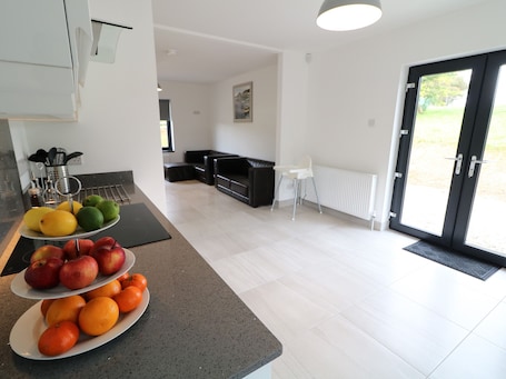 Cottage | Interior. Gatehouse