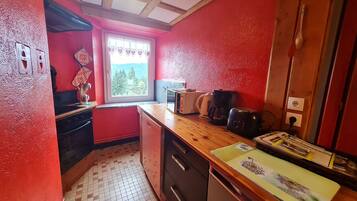 Réfrigérateur, micro-ondes, lave-vaisselle