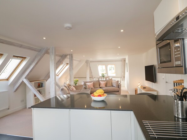 Cottage | Interior - Stores & Supplies (Bodmin)