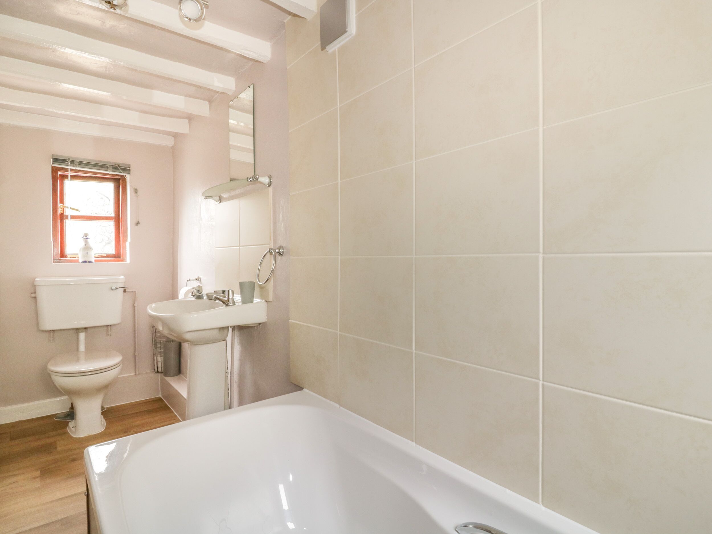 Cottage | Bathroom | Shower