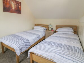 Cottage | Interior - Rose Cottage (Ipswich)