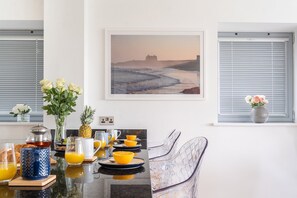Cottage | Interior - Newquay Fistral Beach View (Newquay)