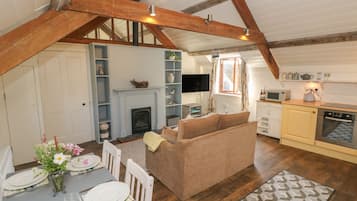 Cottage | Interior
