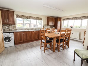 村舍 | 私人厨房 | 冰箱、洗碗机、电热水壶、烤面包机