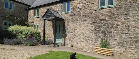 Cottage | Front of property