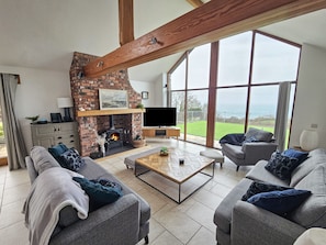 Cottage | Living area