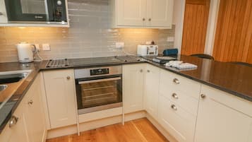 Cottage | Interior
