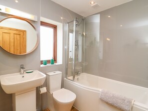Bathroom - Chews Cottage (Harrogate)