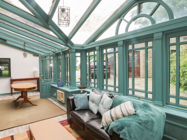 Living room - Ryecroft Barn (Keighley)