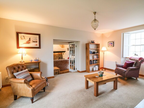 Cottage | Living area