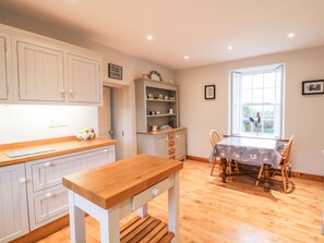 Cottage | Dining - Ballintlea (Knockanroe)