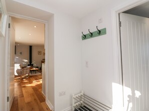 1 habitación, decoración personalizada y muebles diferentes 