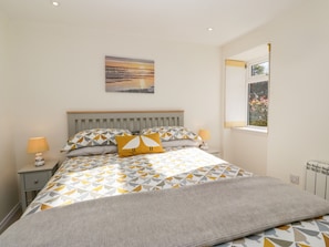 Mökki | 1 makuuhuone, yksilöllisesti sisustettu, yksilöllisesti kalustettu