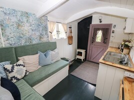 Cottage | Interior
