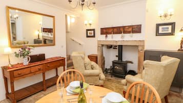 Cottage | Interior