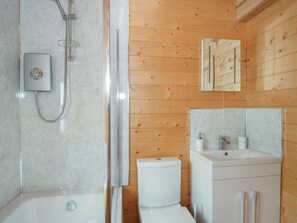 Cottage | Bathroom | Shower