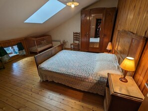 2 bedrooms