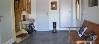 Renovated 4-bedroom village house with lake view