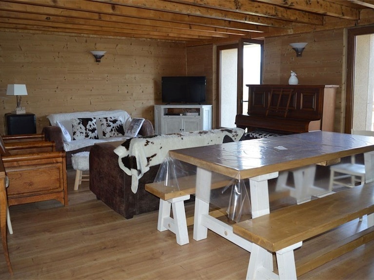 Maison De Village Rénovée 4 Chambres Avec Vue Sur Lac - Les Angles