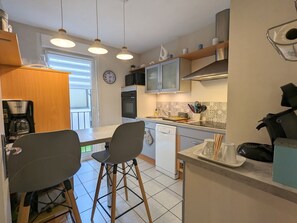 Fridge, microwave, dishwasher