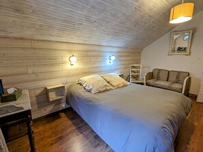 1 quarto, Wi-Fi de cortesia, roupa de cama