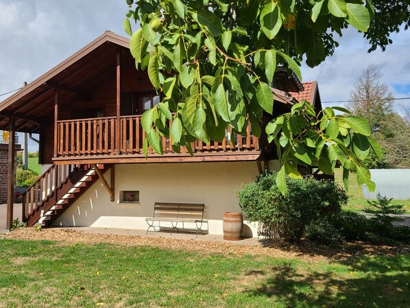 Exterior - "Charming Gîte with Balcony, Near Spa and Ski Resorts in Plombières-les-Bains" (Le Val-d'Ajol)