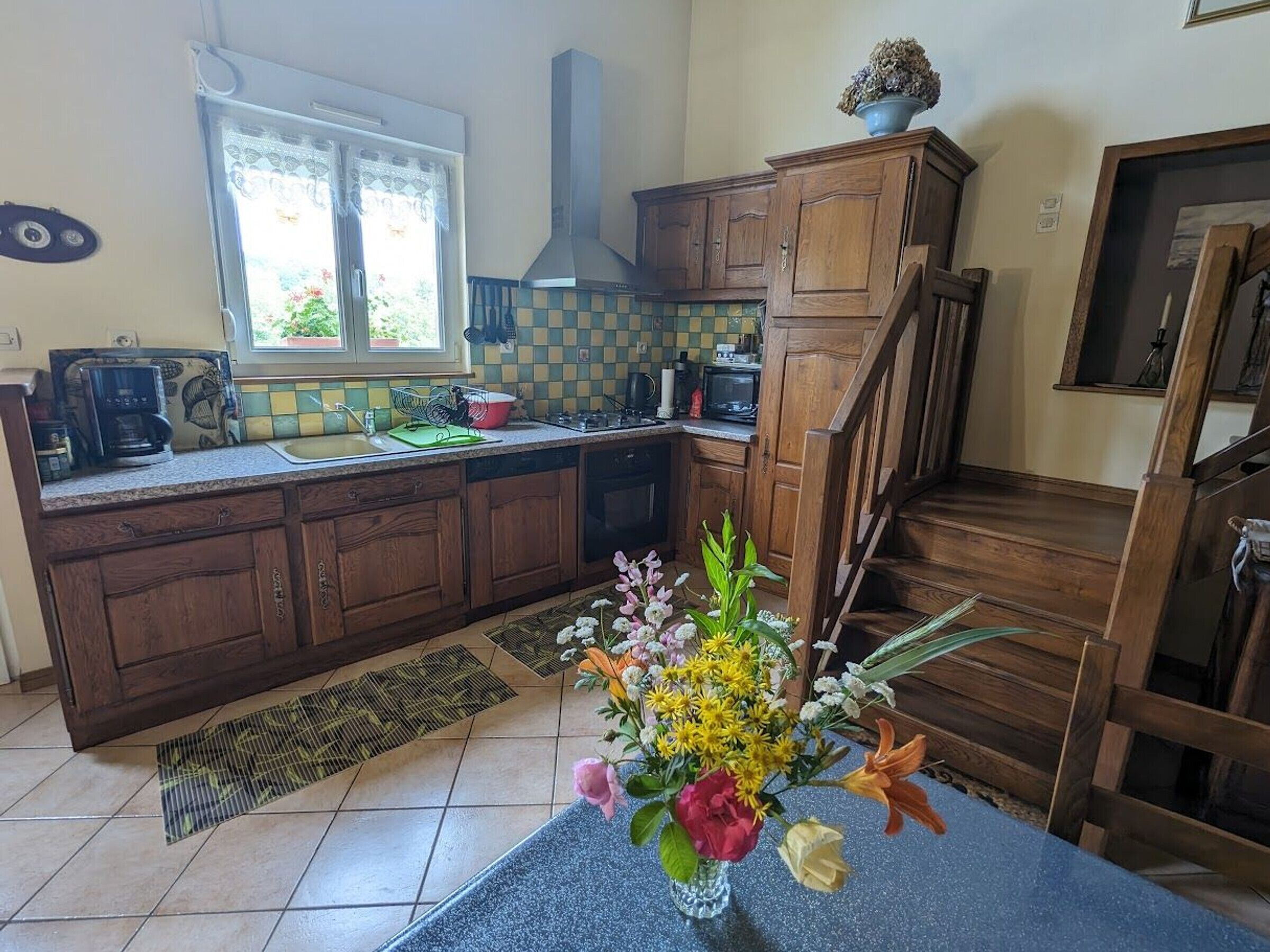 Réfrigérateur, micro-ondes, lave-vaisselle