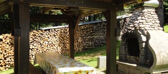 Charming Mountain Cottage with Ski Access, WiFi, and Family Amenities in La Bresse