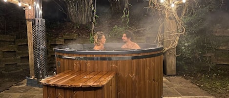 Bain à remous extérieur