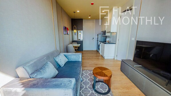 Departamento, 1 habitación, cocina | Sala de estar | Televisión de pantalla plana 