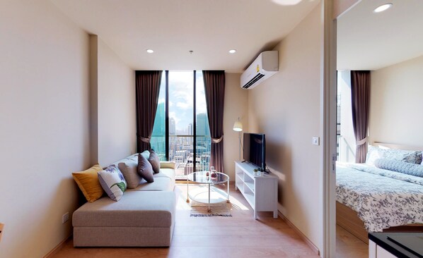 Apartment, 1 Bedroom, Kitchen | Living room