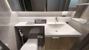 อพาร์ทเมนท์, 1 ห้องนอน, ห้องครัว | ห้องน้ำ