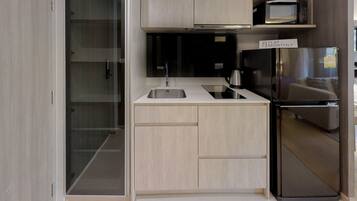 Apartment, 1 Bedroom, Kitchen | Private kitchenette