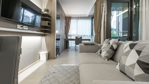 Apartment, 1 Bedroom, Kitchen | Living area
