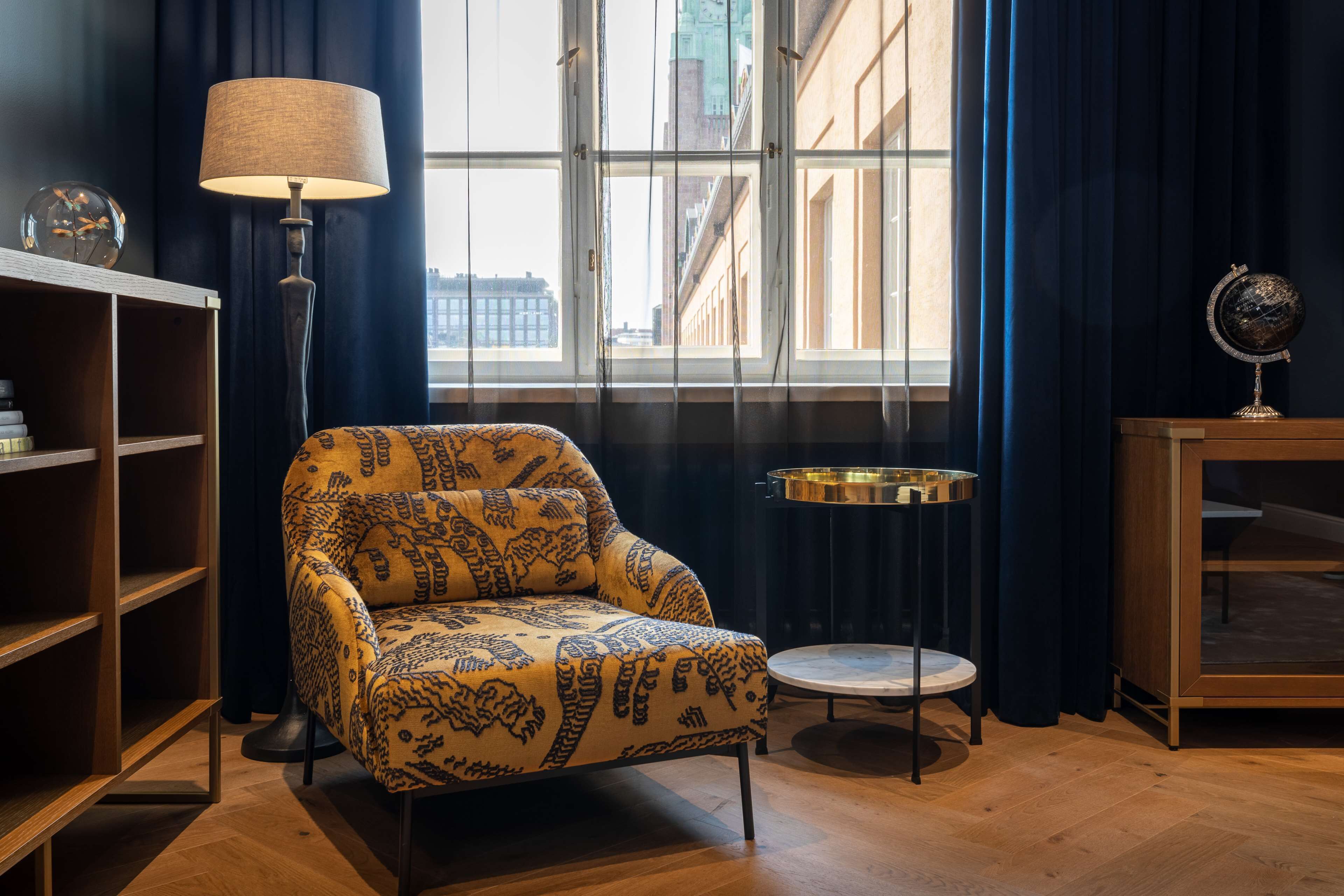 suite | 1 bedroom, pillow-top beds, minibar, in-room safe