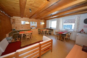 Interior - Haus Rudigier by Chatel Reizen (Sankt Gallenkirch)