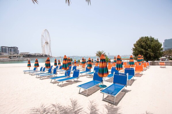 Beach - Blissfully Stunning 3BR With Direct Beach Access. Sea Views! (Dubai)