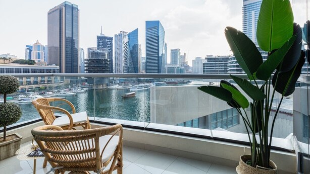Interior - 1BR Tranquil Space With Incredible Marina Views! (Dubai)