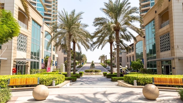 Interior - Elegant & Spacious 2BR Apartment In Dubai Marina (Dubai)