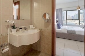 Bathroom - Elegantly Modern 1BR With Lovely Marina Views! (Dubai)