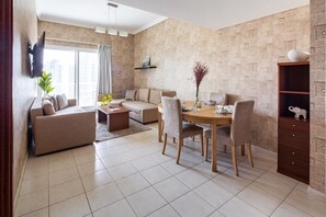 TV - Fashionable 1BR in the Trendy Jlt! Sleeps 4! (Dubai)