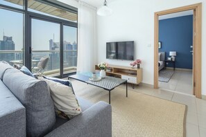 TV - Impressive 1BR w/ Incredible Marina Views! (Dubai)
