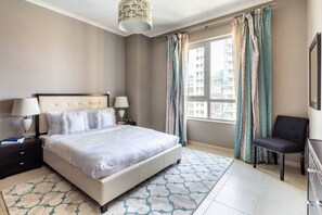 2 bedrooms, laptop workspace, iron/ironing board, WiFi