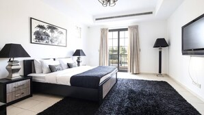 Room - Luxury Villa w/ Private Pool in Arabian Ranches (Dubai)
