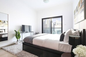 1 dormitorio y espacio para trabajar con un portátil