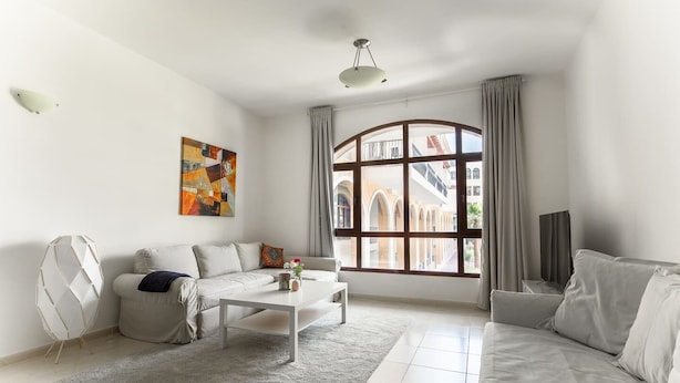 Living area - Spacious 1BR in Heart of JVC (Dubai)